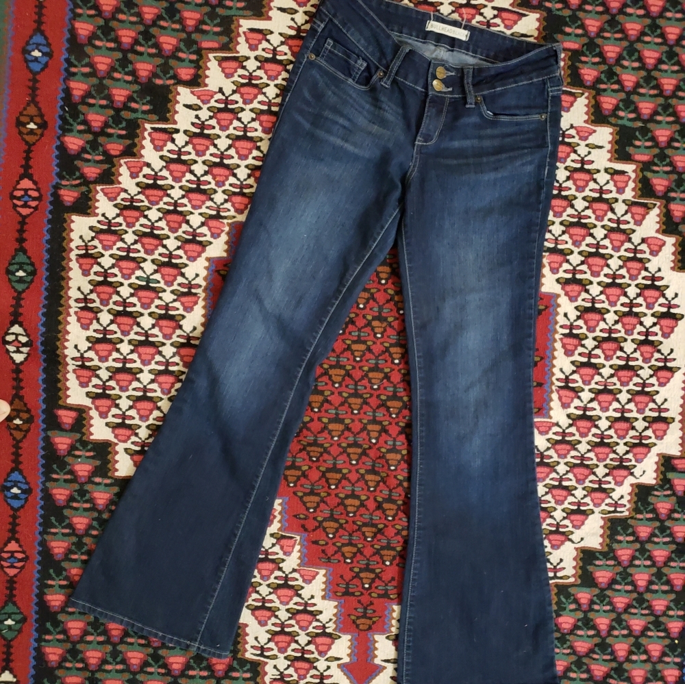 Bullhead Black Dark Wash Flare Jeans